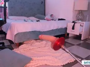 Cam4 Live Porn of Naomi_Collins
