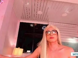 Cam4 Adult Webcam of Naomi_Collins