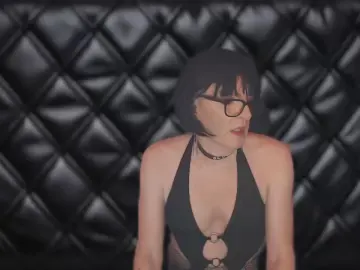 Cam4 Free Live Porn of gina62