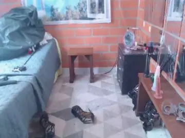 Cam4 Live Porn of slutty_pet