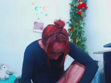 Cam4 Watch Live Sex Cams of deboraatthh