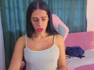 Cam4 Adult Video Chat of VittoriaLmbrdi