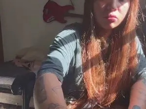Cam4 Live Porn of frierenhott