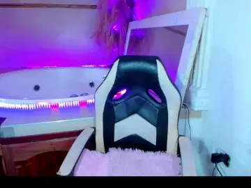 Cam4 Live Porn of girls_bombons