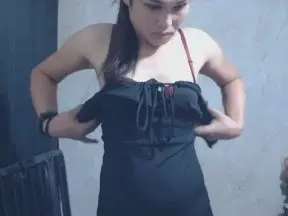 Cam4 Adult Video Chat of hugecockpretty