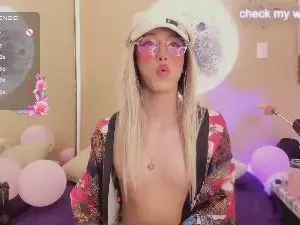 Cam4 Private Sex Chat of YakiTai