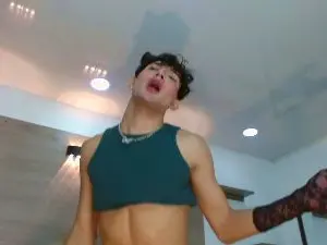 Cam4 Adult Video Chat of Logaanhotts