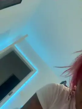 Cam4 Live Sex Cam of Luciana_trans
