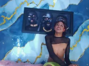 Cam4 Sex Cam of LuxuryQueens