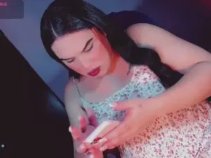 Cam4 Live Sex Cam of Huguecumts