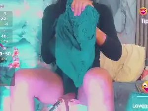 Cam4 Adult Video Chat of khiara_moretti