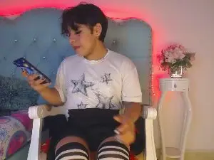 Cam4 Live Sex of Tiff_Styless