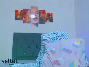 red_veltet from cam4