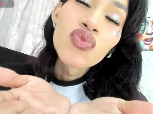 Cam4 Watch Live Sex Cams of samara_novice18