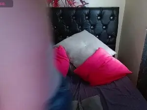 Cam4 Free Live Porn of Cynthia94