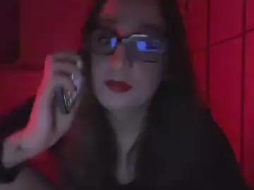 Cam4 Live Sex Cam of ShamiraTrav