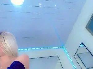 Kate_Hadid from cam4