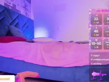 Cam4 Free Live Porn of Miacavallii_