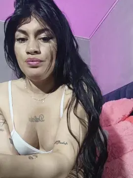 Cam4 Nude Webcam of Ceniz_04