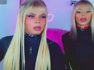 Cam4 Adult Webcam of leslychaneldoll