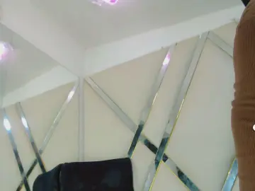 MayiHott01 from cam4