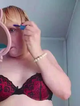 Cam4 Live Sex Cam of Martatrans
