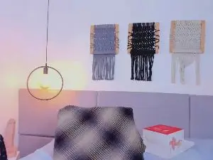 Cam4 Live Sex Cam of Miss_cristina