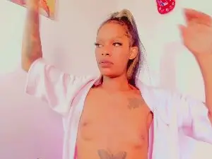 Cam4 Live Porn of Britneyqueen777