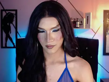 Cam4 Live Porn of agatharodriguez