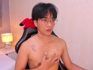 Cam4 Free Live Porn of EriolWest
