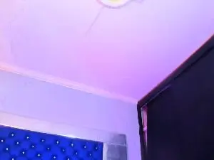 Cam4 Watch Live Sex Cams of Ciara_Hot_Ts