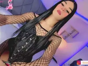 Cam4 Live Sex of Amira_Ember