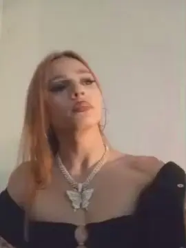 Cam4 Free Porn Cam of Emi_tuhembra