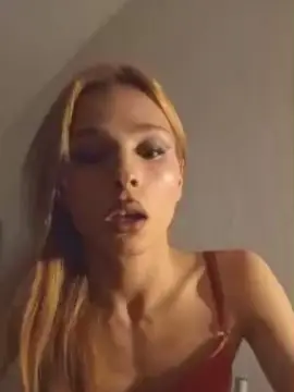 Cam4 Adult Video Chat of Emi_tuhembra