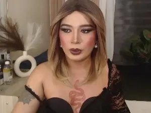 Cam4 Adult Video Chat of lunarlilly_