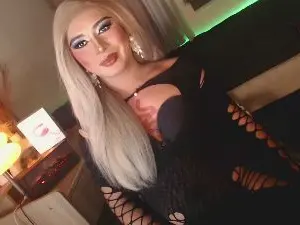 Cam4 Sex Cam of lunarlilly_