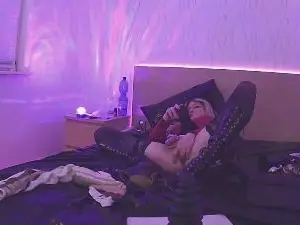 Tranny_Maus from cam4