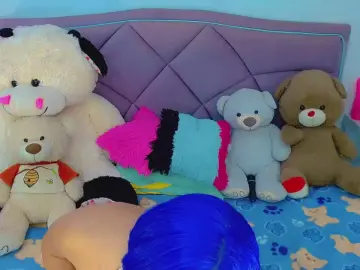 Cam4 Free Live Porn of party_duo_trans