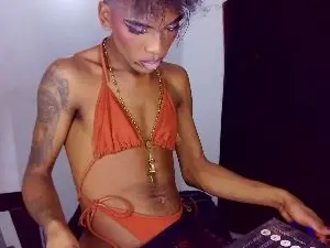 Cam4 Best live sex cam show of Exotic_Ebonny