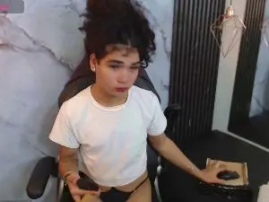 Cam4 Live Sex Cam of Harineff