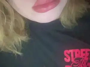 Cam4 Sex Cam of alicetcamxx