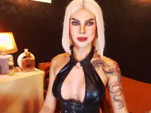 Cam4 Free Porn Cam of UrQueendomCum