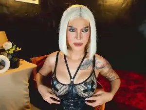Cam4 Adult Video Chat of UrQueendomCum