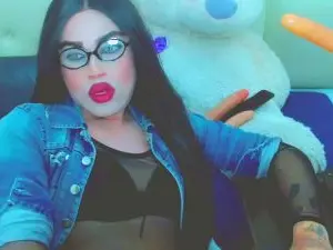 Cam4 Live Sex of LilieRousse