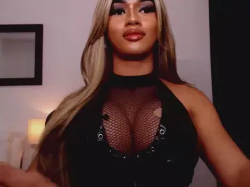 Cam4 Sex Chat of DominantLatina
