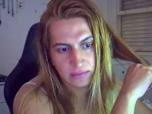 Cam4 Live Porn of IzaCandy