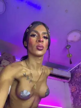 Cam4 Free Live Porn of queen5