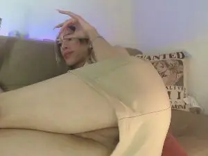 Cam4 Free Live Porn of Putinna1