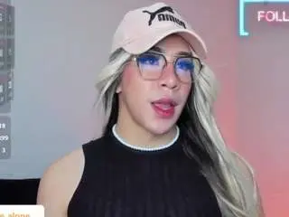 Camsoda Live Sex Cam of alonehazel01