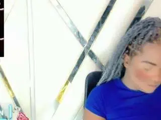 Camsoda Free Live Porn of michellsexxy01